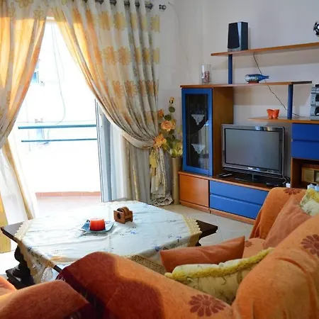 Seafront Modern Apartment!