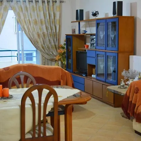 Seafront Modern Apartment! Appartement Sarandë